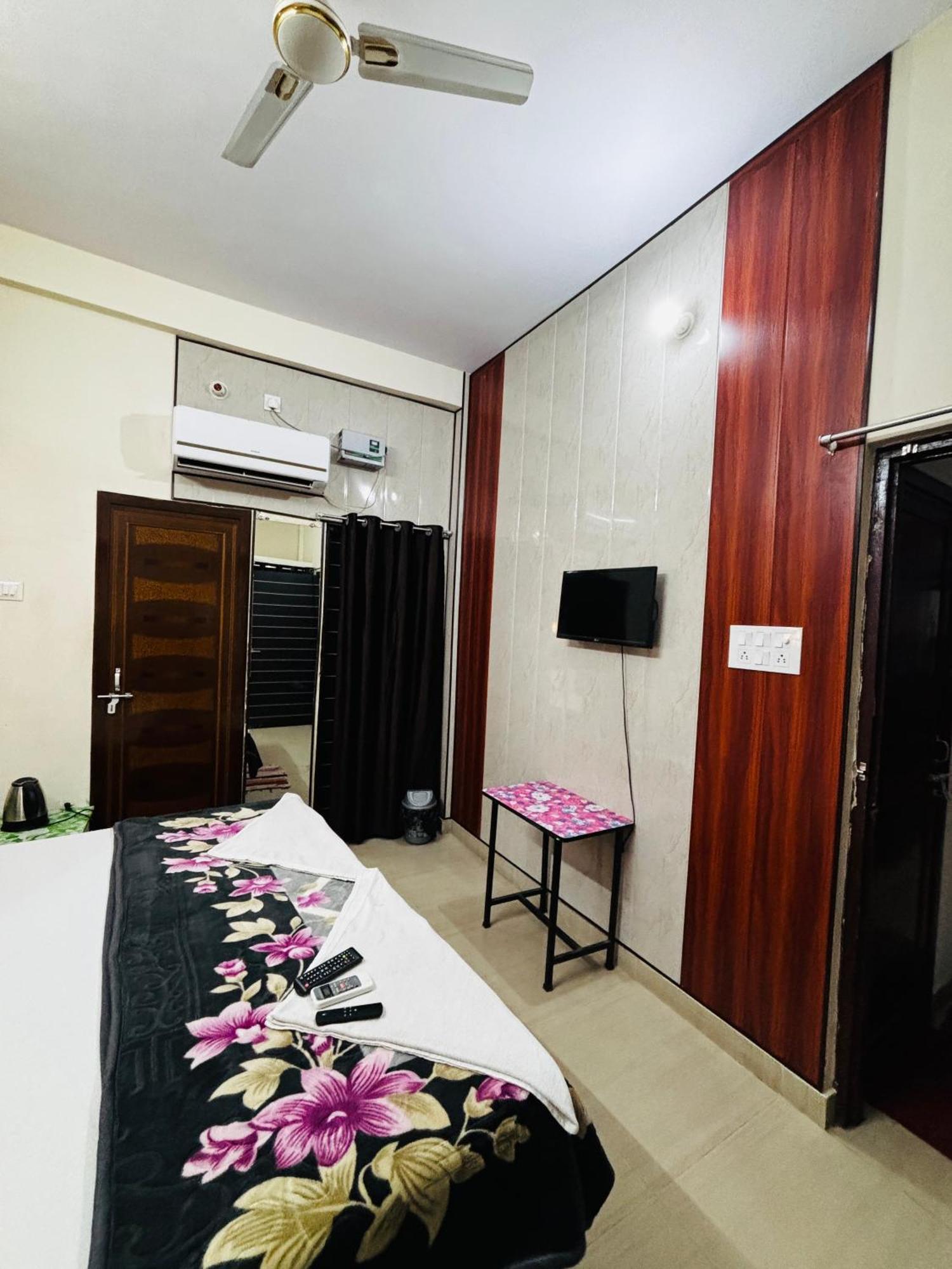 Hotel Gully Ghar Varanasi Exterior foto